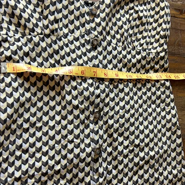 Rip Curl Black and White Midi Dress - Image 9
