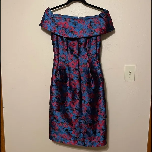 Slate & Willow Off The Shoulder‎ Floral Dress - Image 4