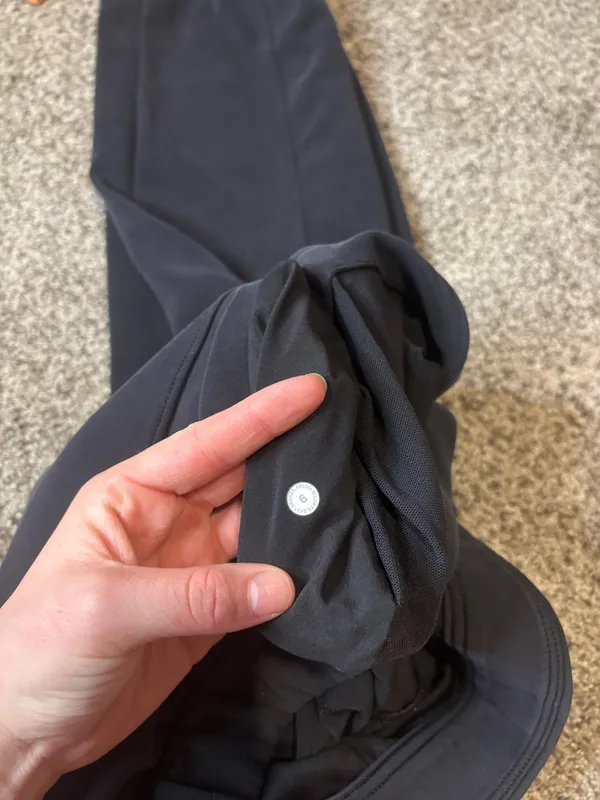 Black Lululemon Joggers High-Rise - Image 4