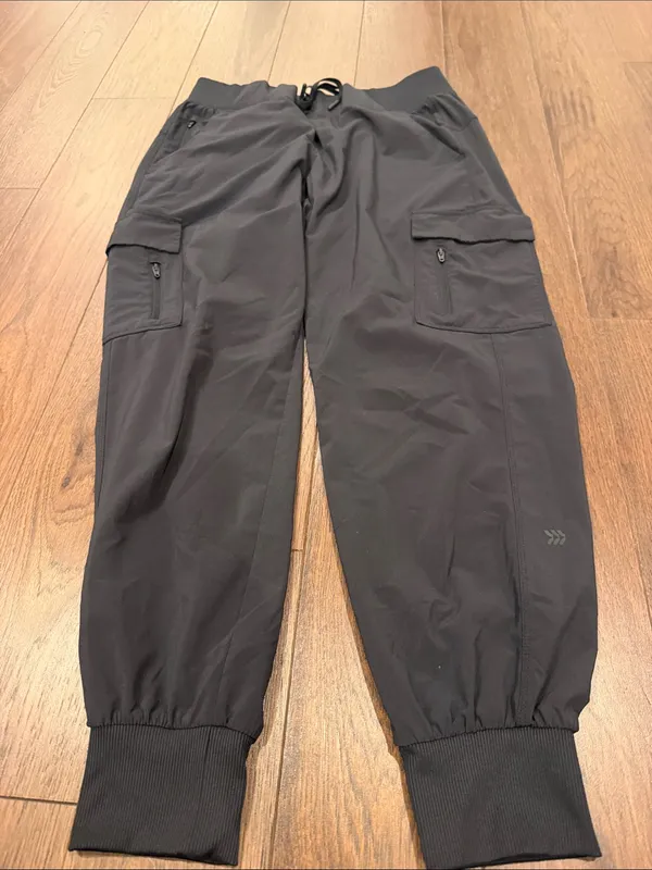 all in motion Black Cargo Jogger Pants Size Medium - C11-732 - Image 3