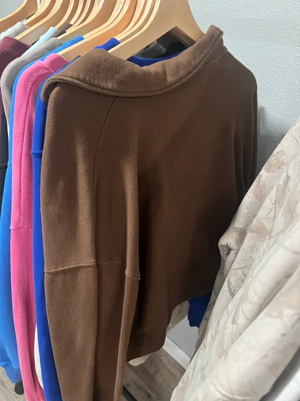 Old Navy top - Image 3