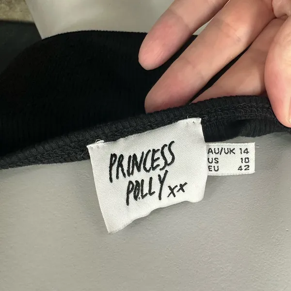 Princess Polly 10 Black‎ Wired Straight Neckline Becca Long Sleeve Crop Top - Image 8