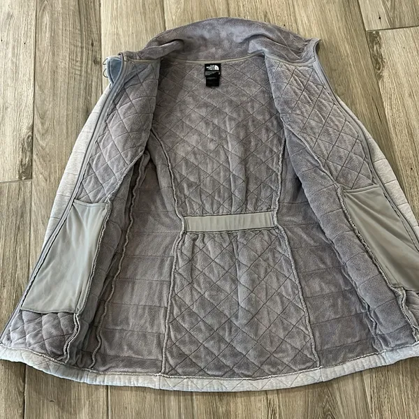North Face Quilted Jacket - Image 5