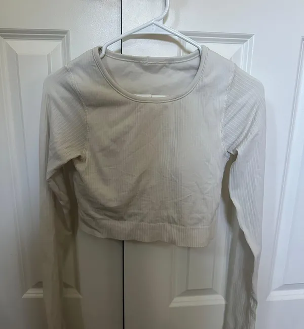 Lululemon Long Sleeve - Image 3