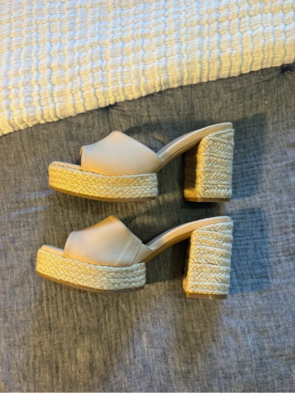 Shu Shop Elvira Platform Bone Heel Size 8.5 - Image 3