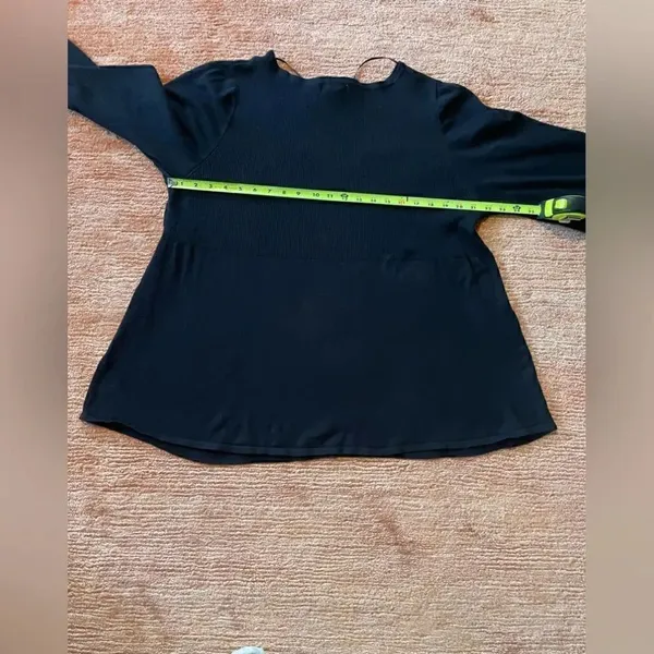 Embroidered black jersey blouse - Image 4