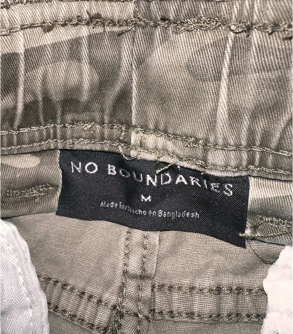 No Boundaries Camo Cargo Pants - Image 5