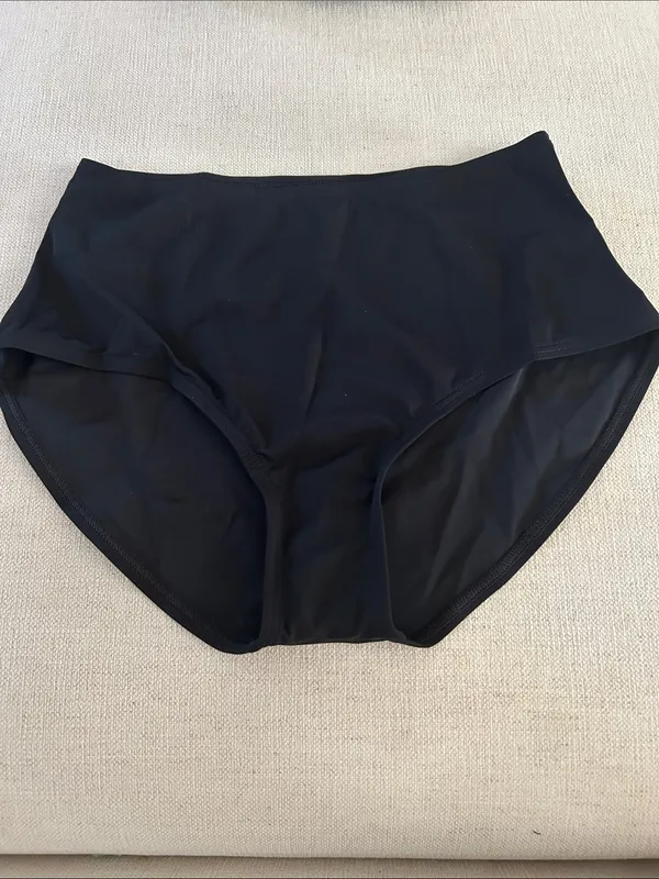 Arena Bodylift Tankini Manuela Bodylift Adj. Two Piece Black, Size 34, NWT - Image 6