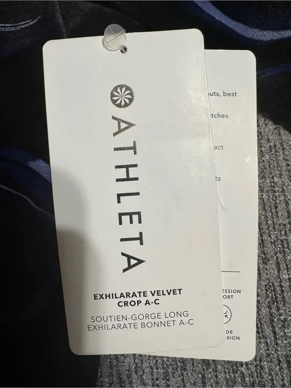 Athleta Exhilarate Velvet Crop Top - Image 10