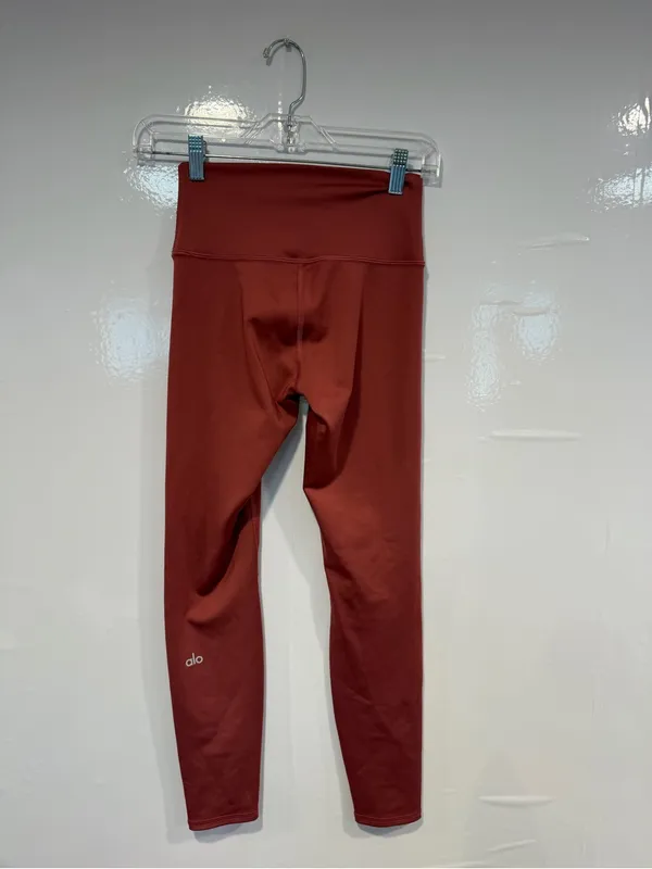 Rust Pink Alo workout leggings‎ - Image 4