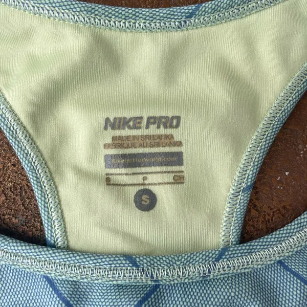 Teal Nike sports bra sz s - Image 3