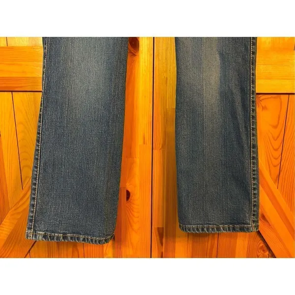 Aura by wranglers short rise Jeans size 10P (8110) - Image 2