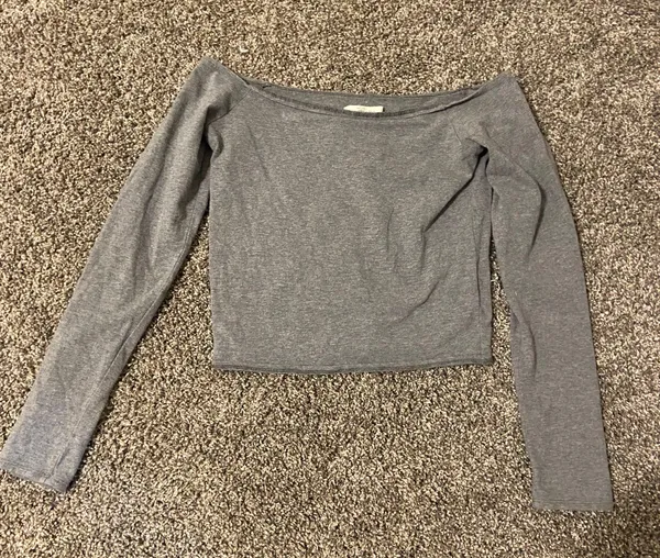 Abercrombie Off The Shoulder Top Grey - Image 2