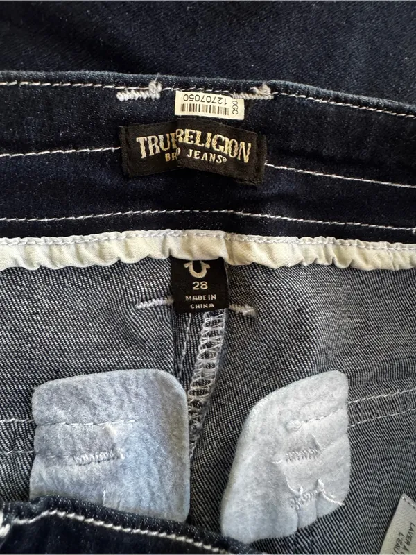 True Religion Dark Denim Front Slit Maxi Skirt with Contrast Stitching sz 28 - Image 6