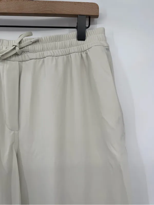 lululemon Straight-Leg Mid-Rise Luxtreme Pant Bone Medium - Image 7