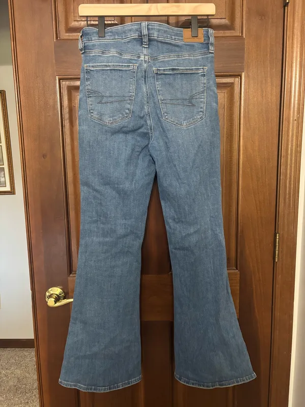 Super High Rise Flare Jeans Medium Wash - Image 2