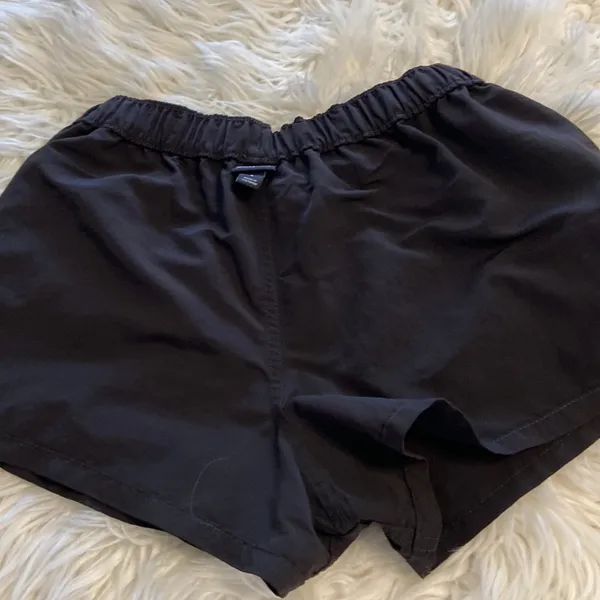 Patagonia Women’s Shorts size S excellent condition please see all photos - Image 9