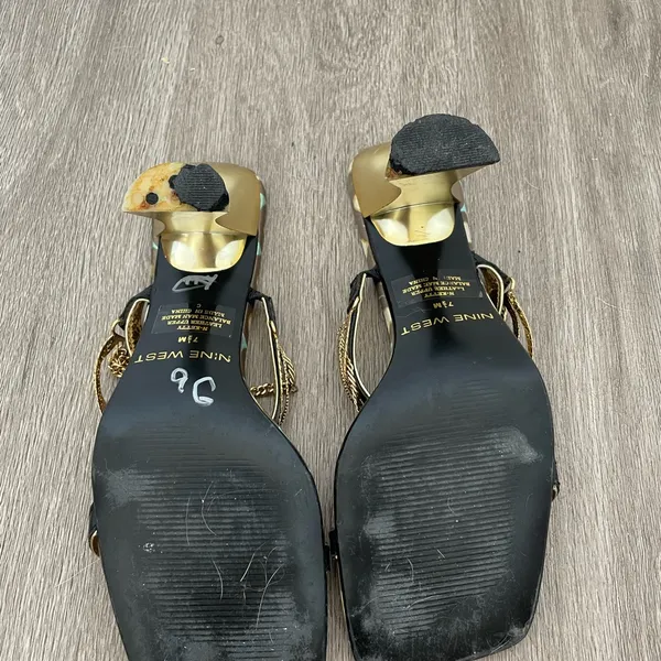 Vintage Nine West Strappy Gold Chain and Black Square Toe Heels - Image 3