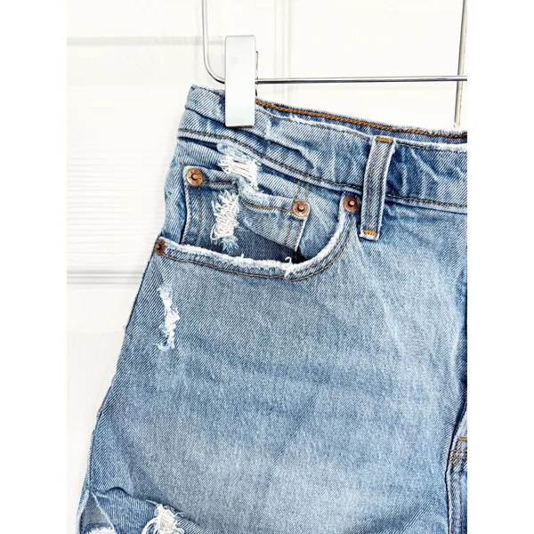 Abercrombie & Fitch Curve Love High Rise Mom Shorts Distressed Medium Wash - Image 4