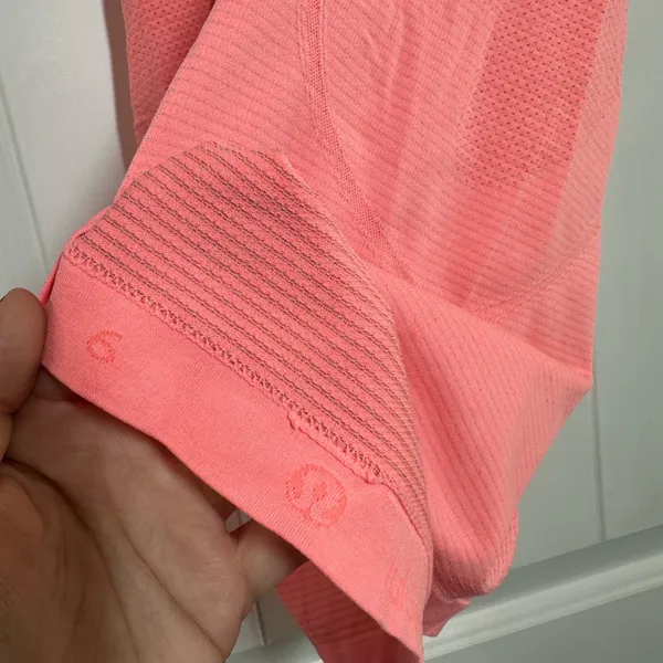 Lululemon Swiftly Tech 2.0 Tank - Image 3