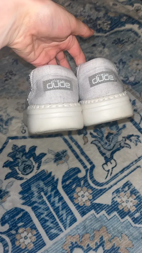 Grey size 9 Hey Dudes - Image 4