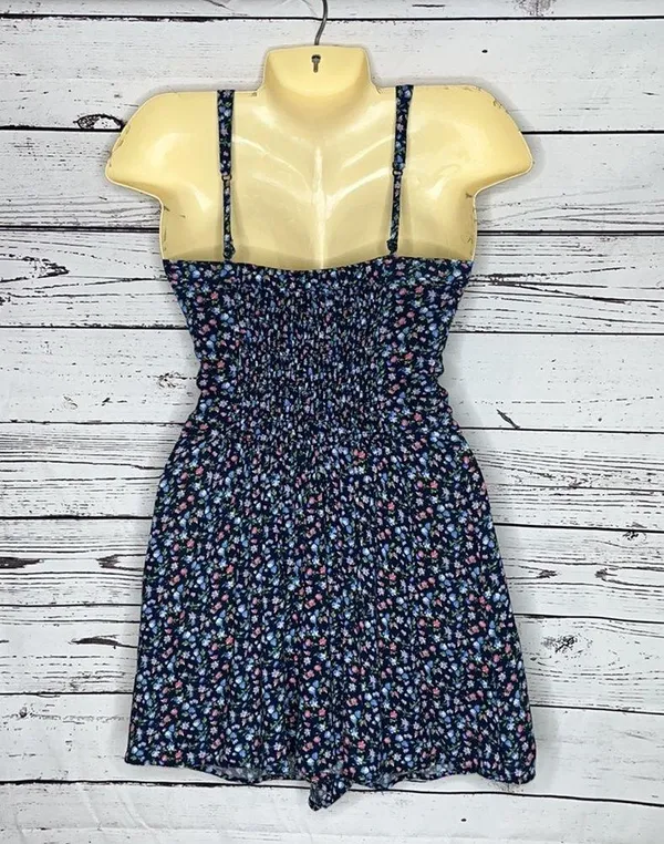 Abercrombie & Fitch NWT Size S Blue Floral Print Smock One Piece Shorts Romper - Image 3