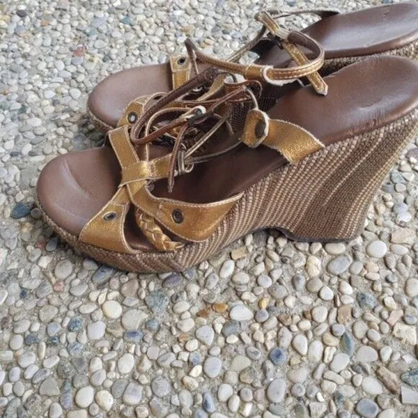 Bronze Wedges - Image 3