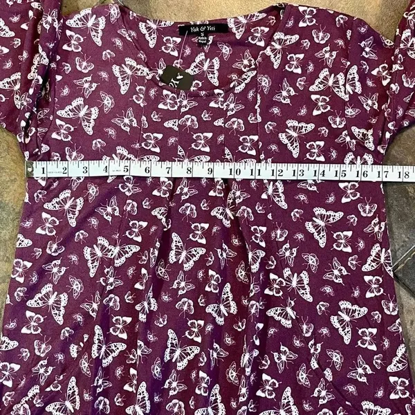 NWT Yak & Yeti Butterfly Long Sleeve Tunic Small - Image 8