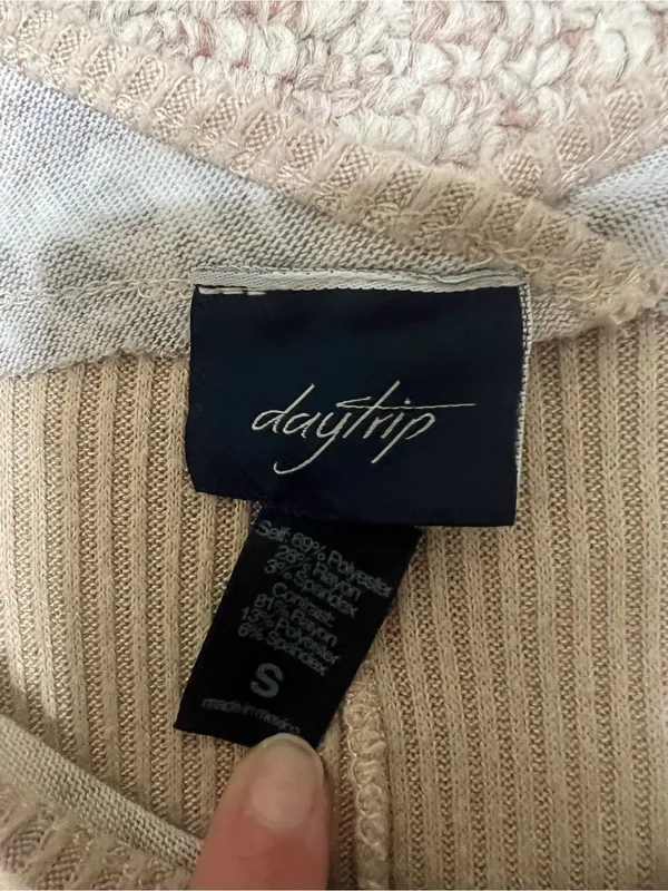 Daytrip Beige Leopard Print Tie-Back Sweatshirt‎ - Image 2