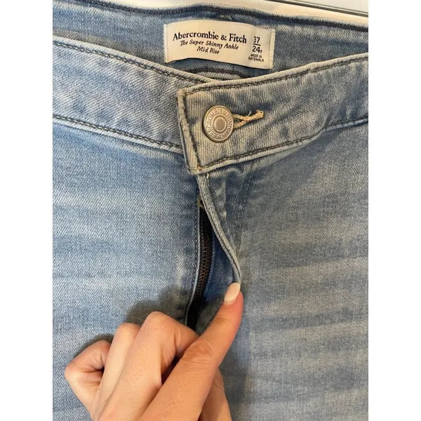 Abercrombie & Fitch Blue Light Wash Super Skinny Ankle Jeans‎ Plus Size 37 - Image 7