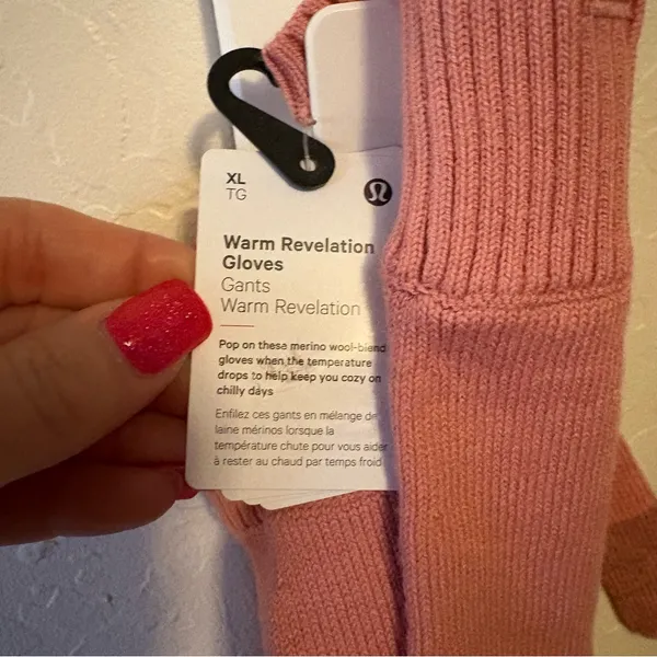 Lululemon Warm Revolution Gloves. NWT. Pink Haze. - Image 5
