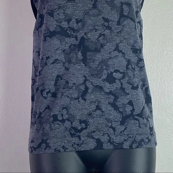 Gymshark Adapt Camo Seamless Tank - Image 5