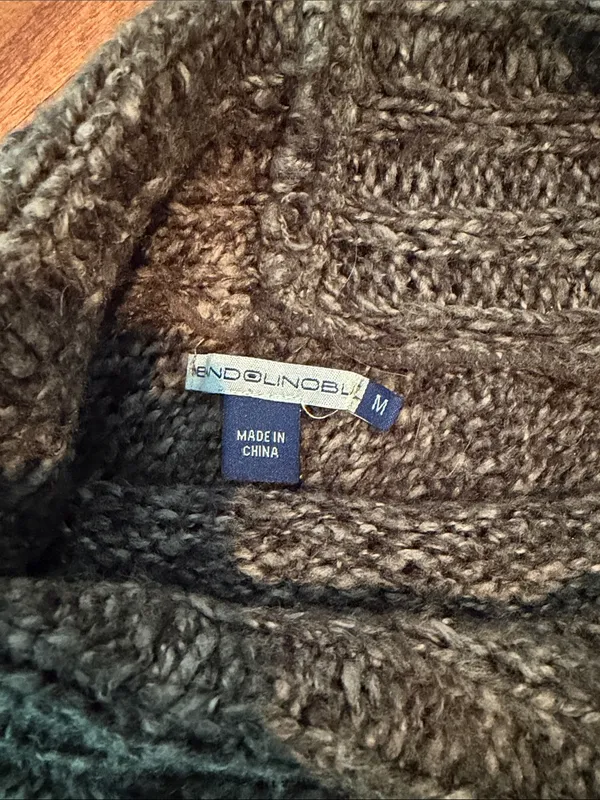 Bandolinoblu Chunky Fringe Knit Poncho Size Medium - Image 4