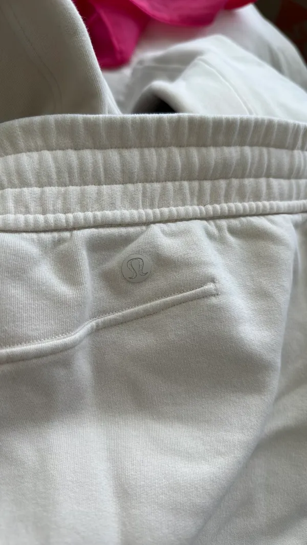 Lululemon Loungeful Straight Leg Pant Bone Size 6 Fleece Sweatpants - Image 5