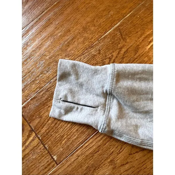 Lululemon ready to Rulu grey cowl crop pullover size 4 - Image 7