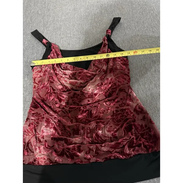 Studio Y Women's Y2K Style Floral Embossed Draped Blouse Tank Sz XL - Image 8