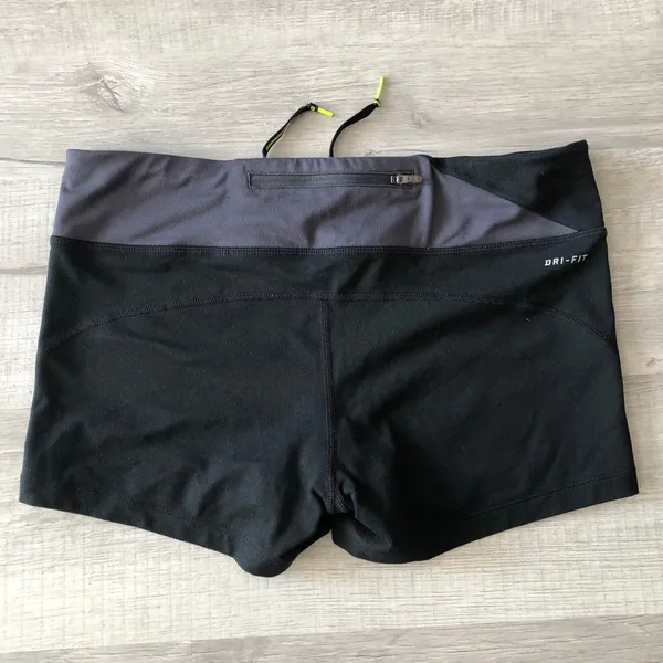 Nike Dri-fit shorts.Large  - Image 5