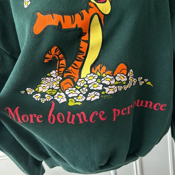 Disney Vintage Tigger Crewneck Sweatshirt "More Bounce Per Ounce" Size XL Green Grandma - Image 4