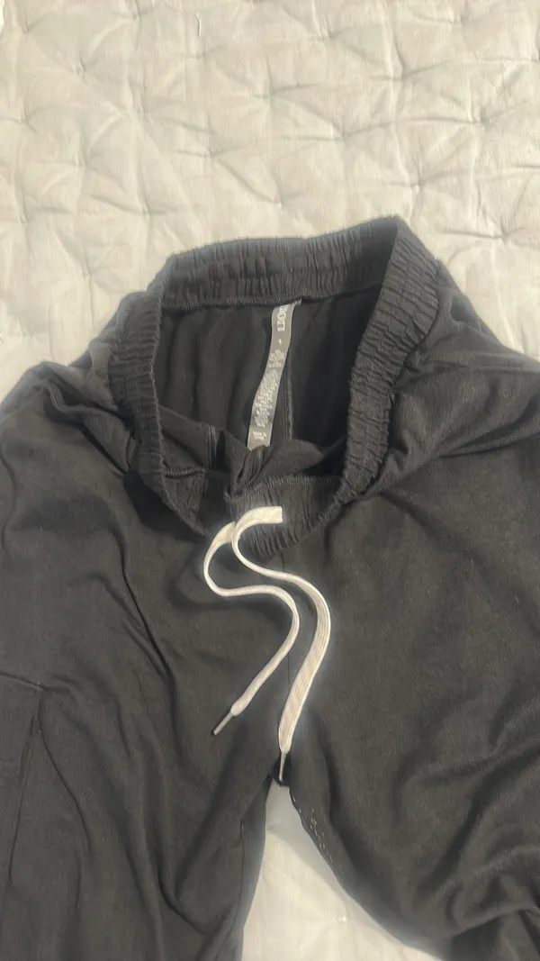 Vuori Joggers - Image 5