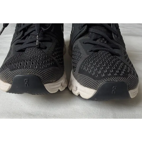 On Cloud Women's Black Gray White Mesh Running Athletic Gym Shoes Sneakers Sz‎ 7 - Image 4
