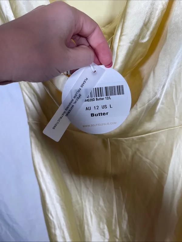 Selfie Leslie Loveland Cap Sleeve Cowl Back Midi Dress Butter Yellow Large New - Image 5