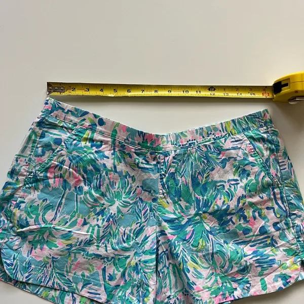 Lilly Pulitzer Ocean Trail Shorts -Size L - Image 4
