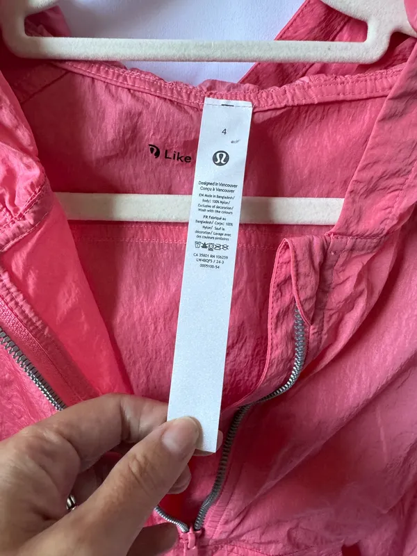 Lululemon scuba cropped Anorak - Image 2