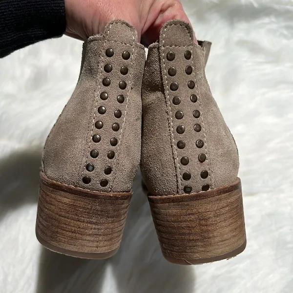 Diba Tan Studded Ankle Boots size 9. C1‎ Brown - Image 7