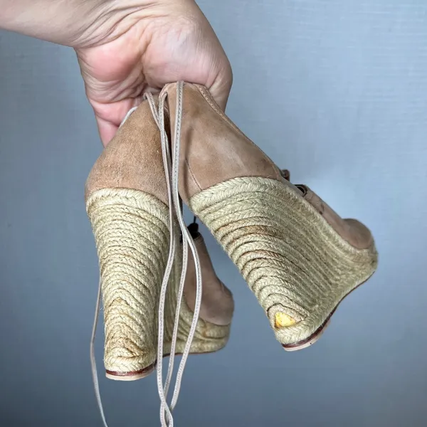 Trina Turk Tan Suede Espadrille Wedge Sandals Lace Up Ankle Tie 8M - Image 4