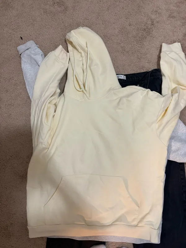 Target Hoodie Yellow - Image 4
