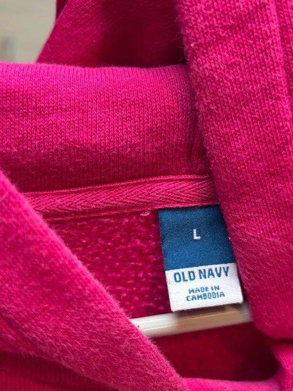 Old Navy Women's Bright Pink Hooded Pullover Sweatshirt - Image 2