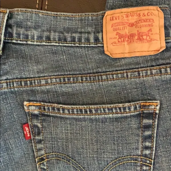 Vintage Levi’s 505 Jeans - Image 3