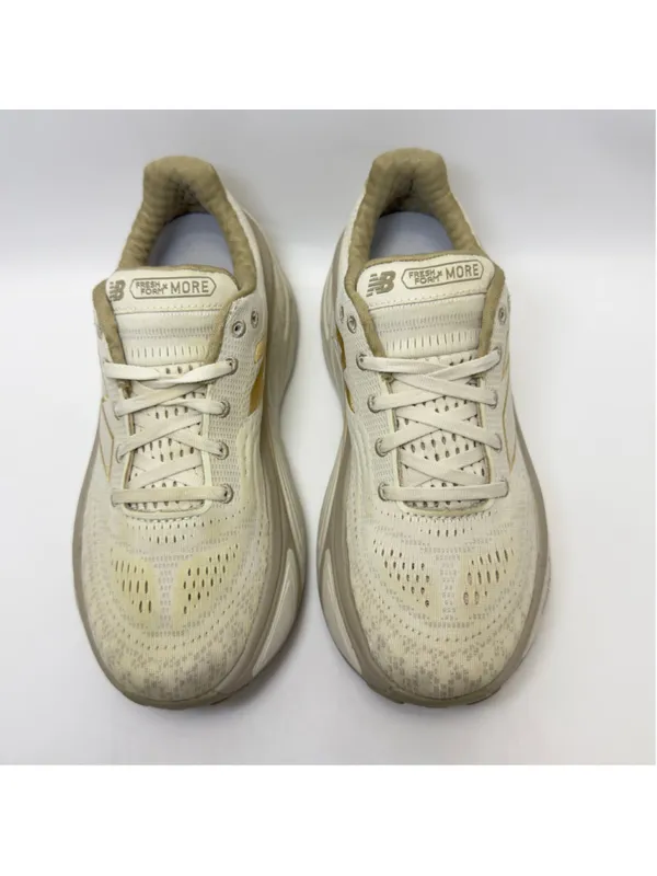 Women's New Balance Fresh Foam X More v5 Sneakers Size Women's 9, Men's 7.5 - Image 3