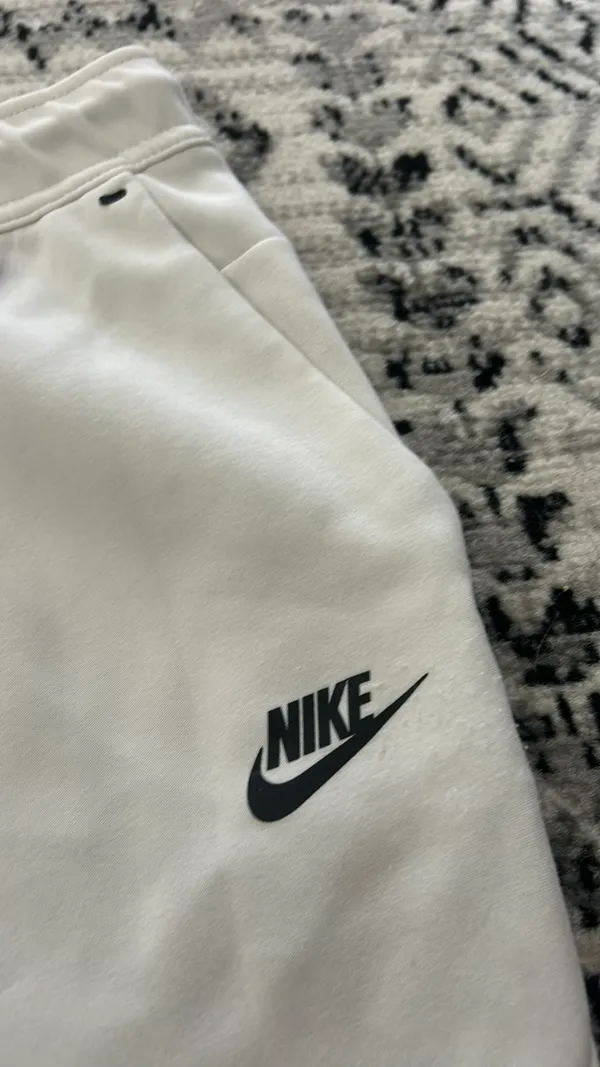 Men’s Nike Sweatpants Tech - Image 9